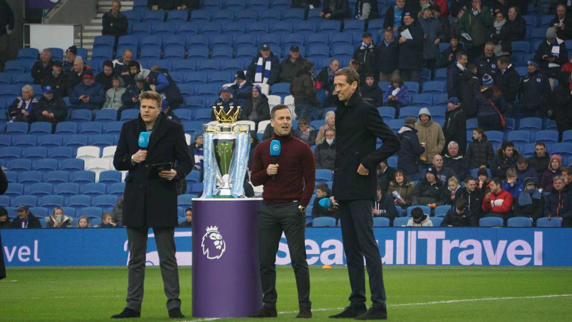 球事業發展 球事業發展